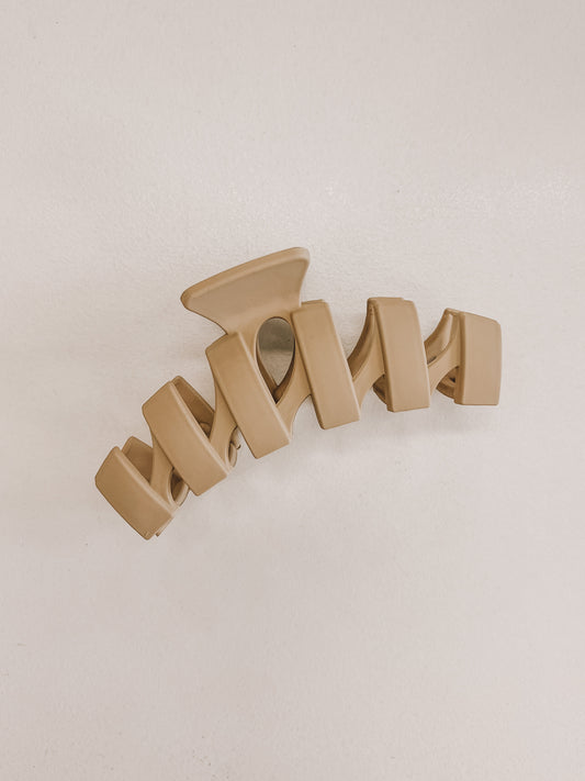 Wavy Design Claw Clip in Tan